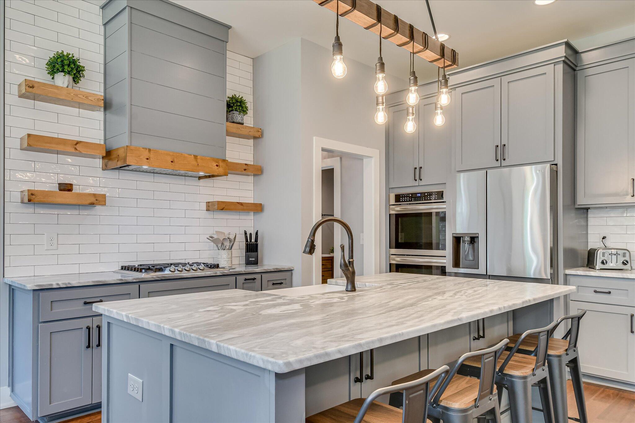 1403 SPREAD OAK Road