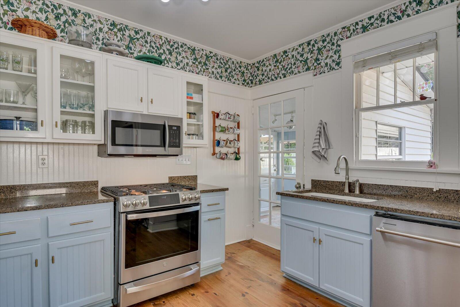 1958 McDowell Street