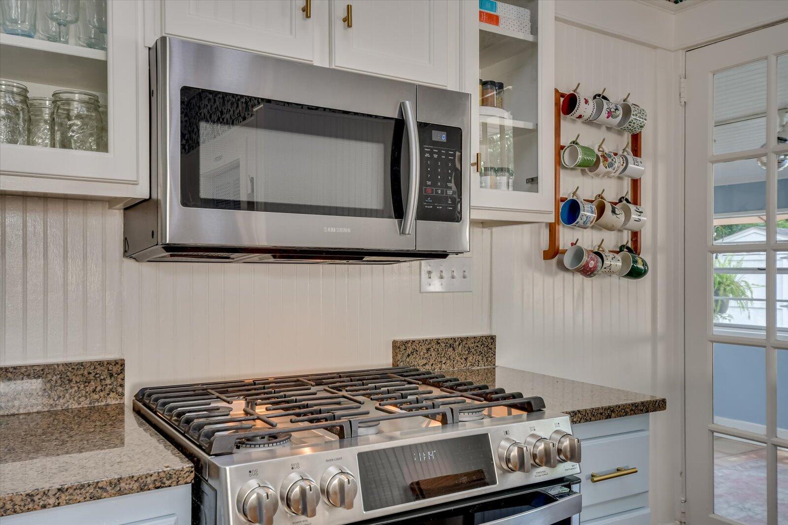 1958 McDowell Street