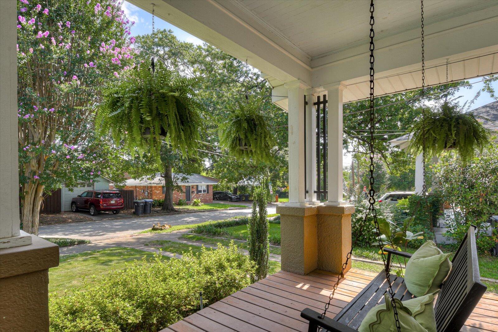 1958 McDowell Street