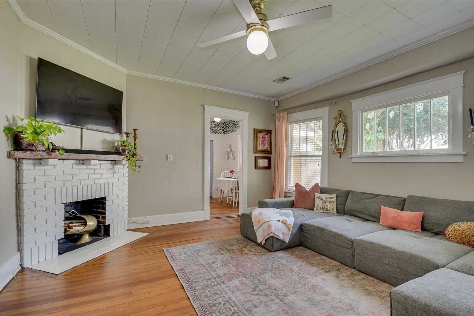 1958 McDowell Street