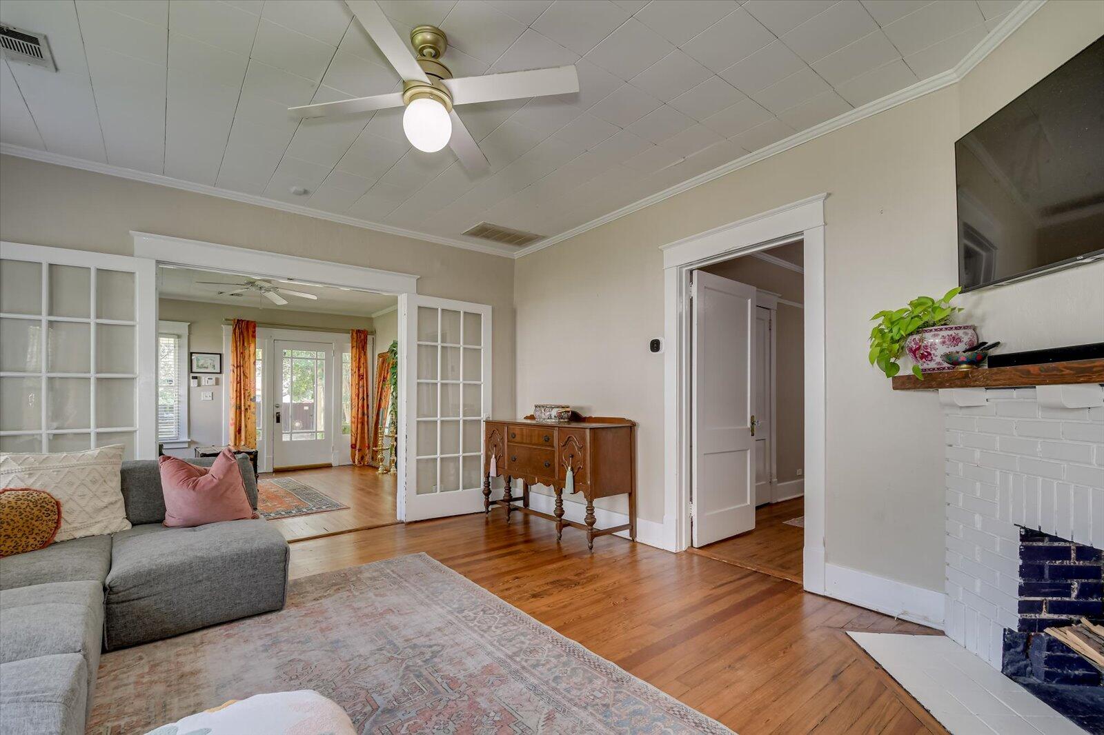 1958 McDowell Street