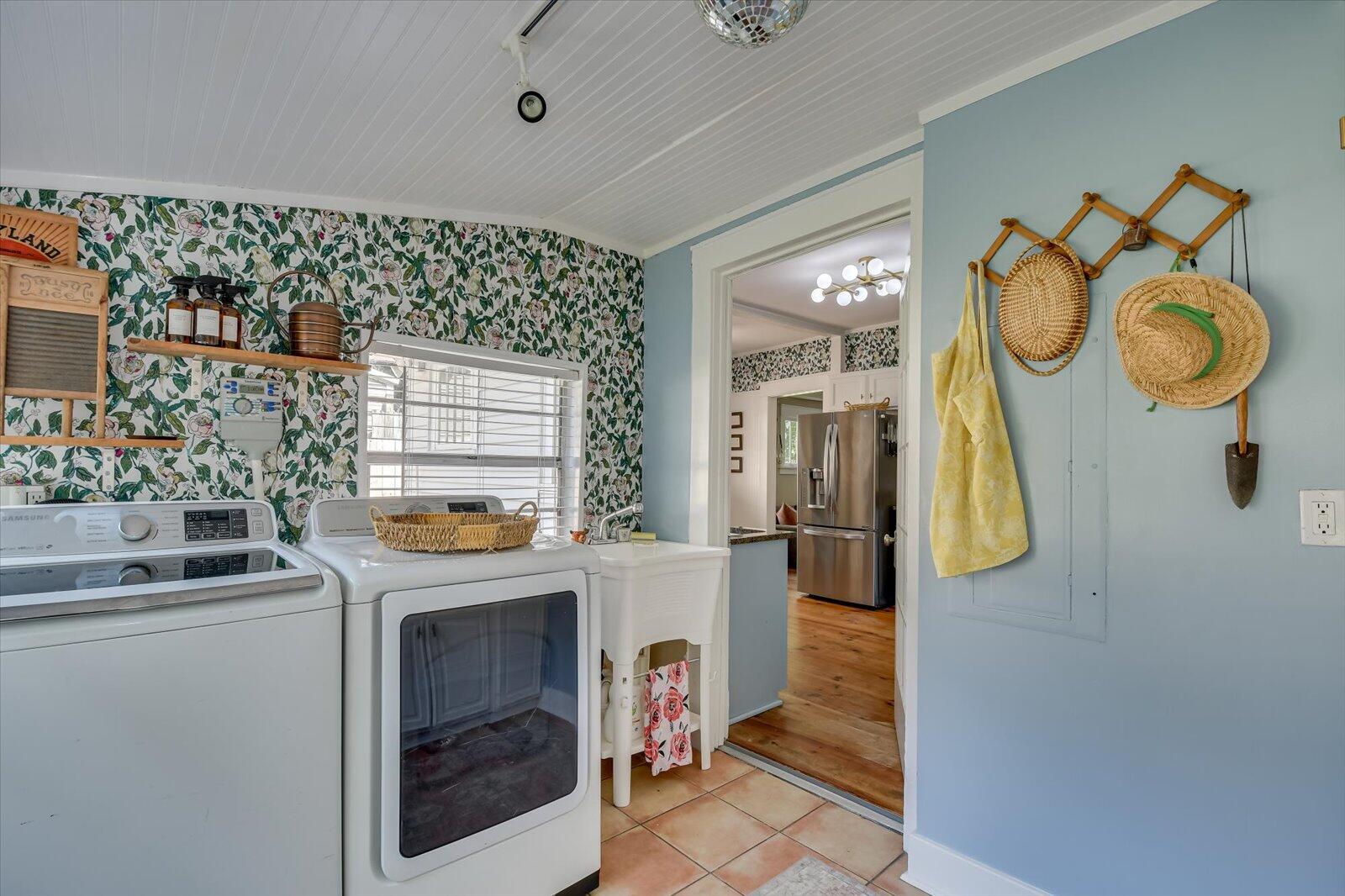 1958 McDowell Street