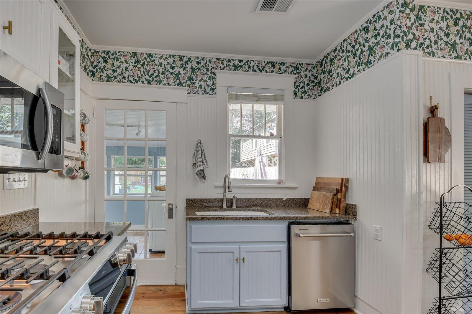 1958 McDowell Street