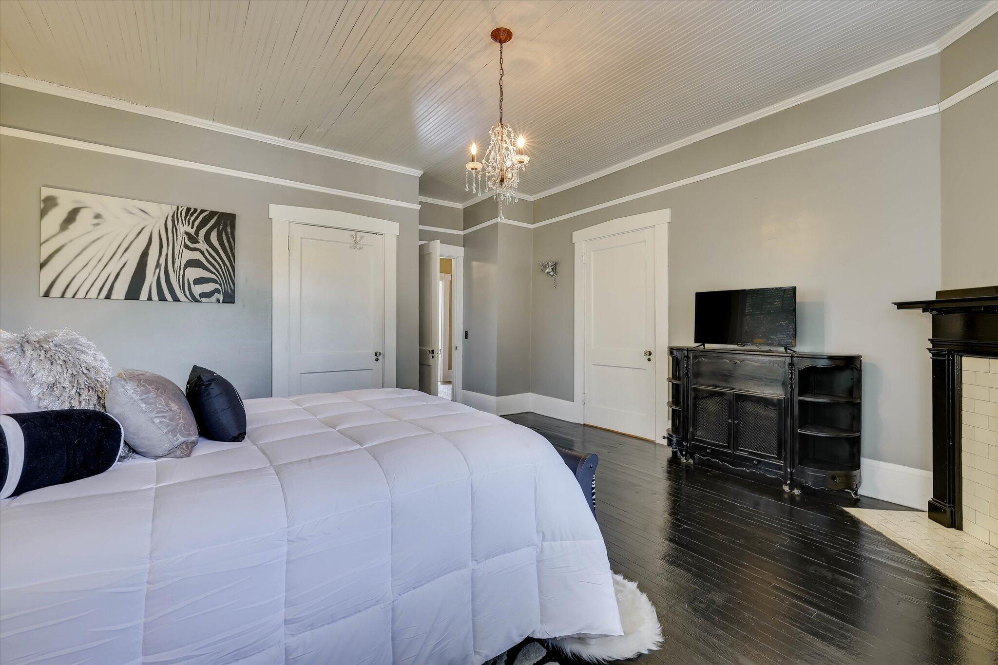 413 S Liberty Street