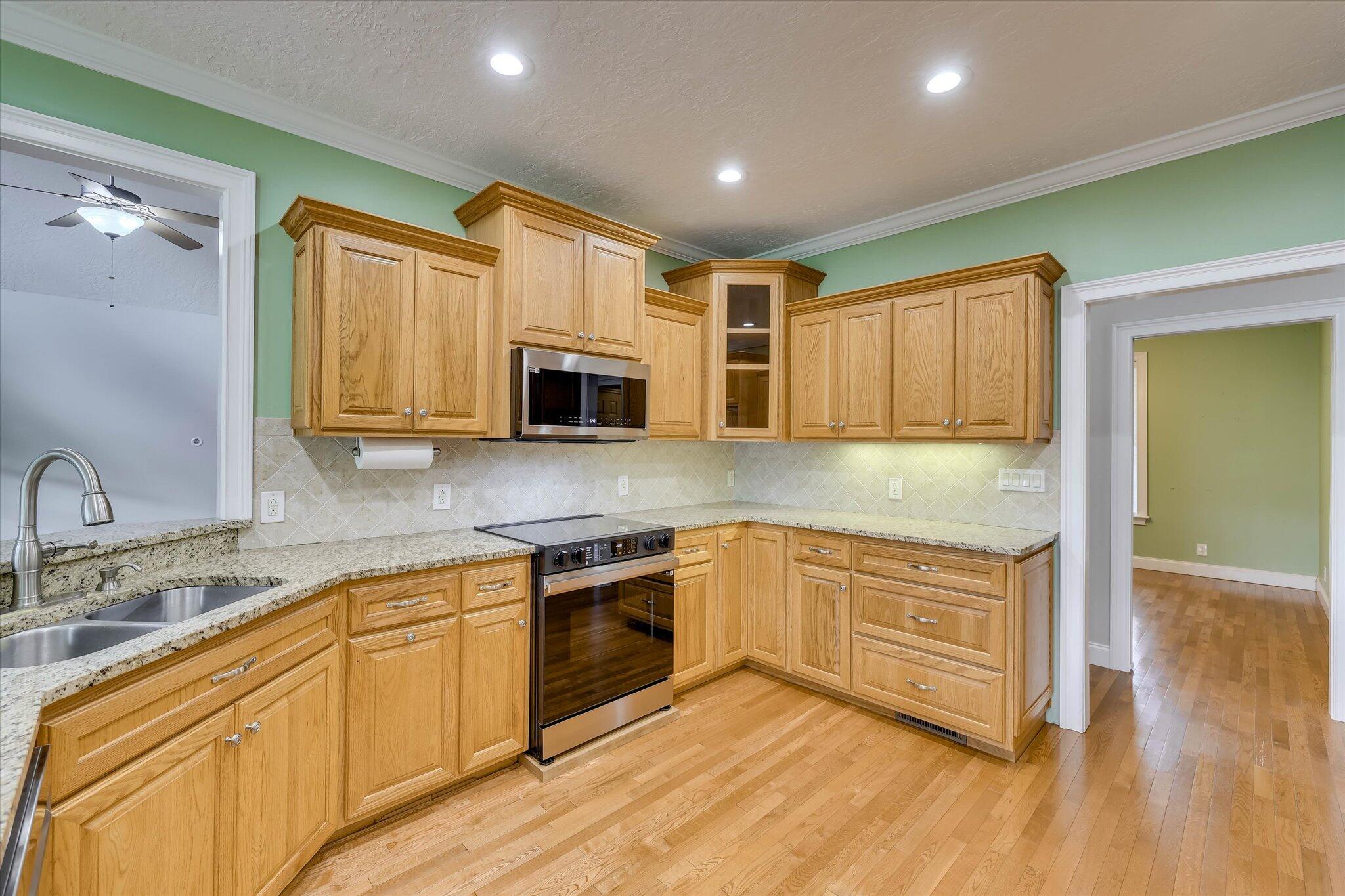 1441 W Quaker Road