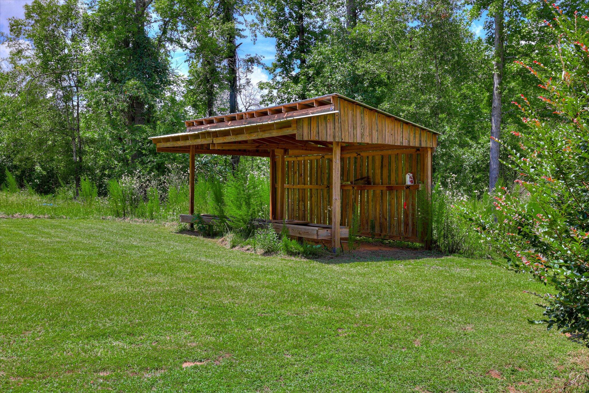 1441 W Quaker Road