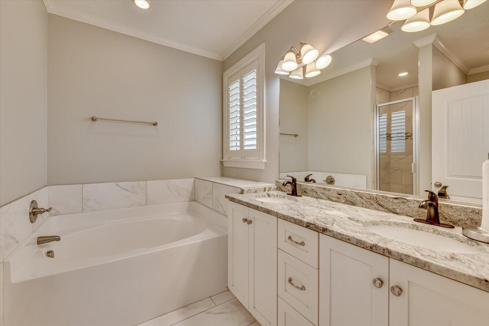 855 Academy Avenue, Waynesboro