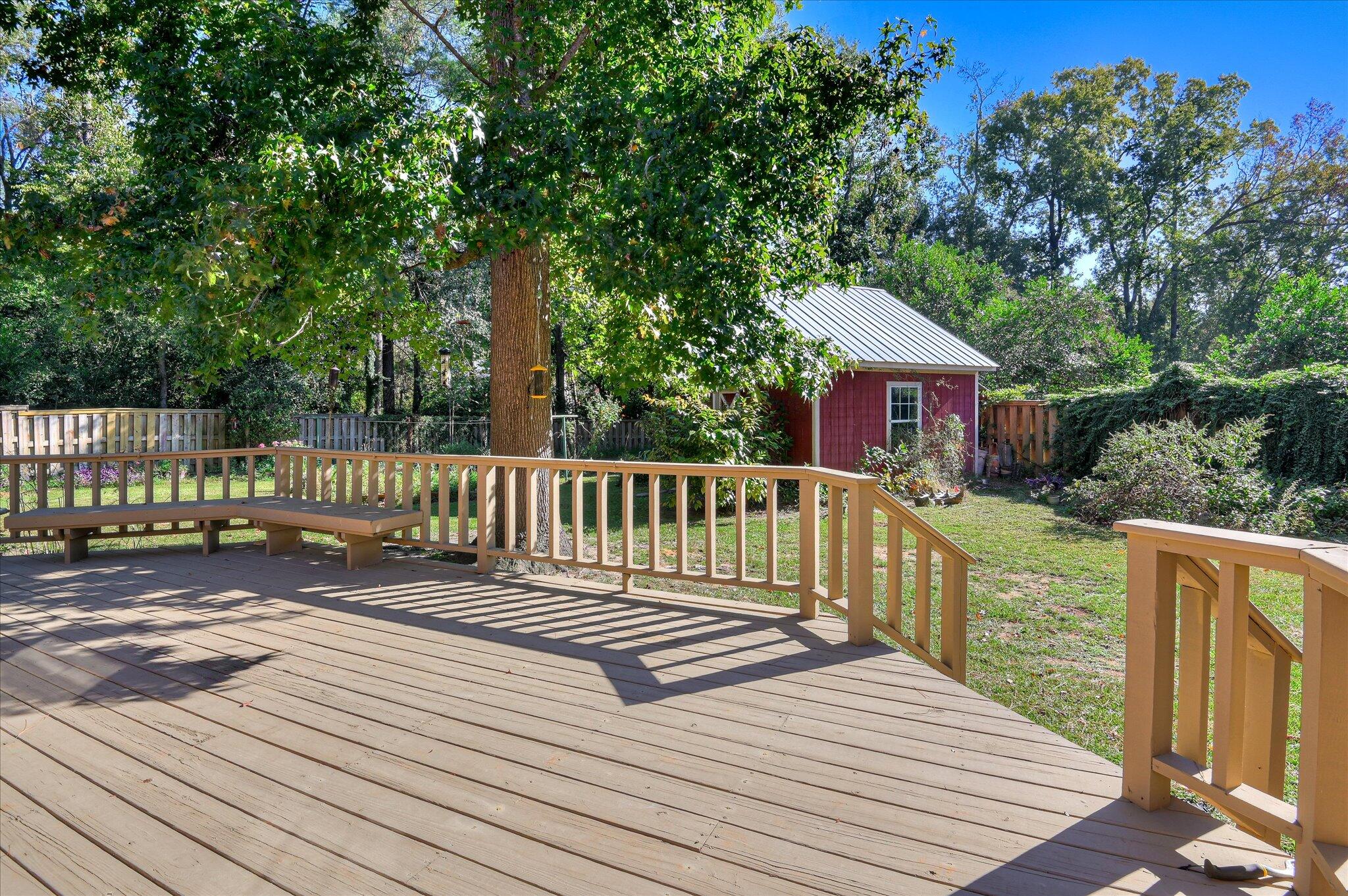 212 Oak Lane, Waynesboro