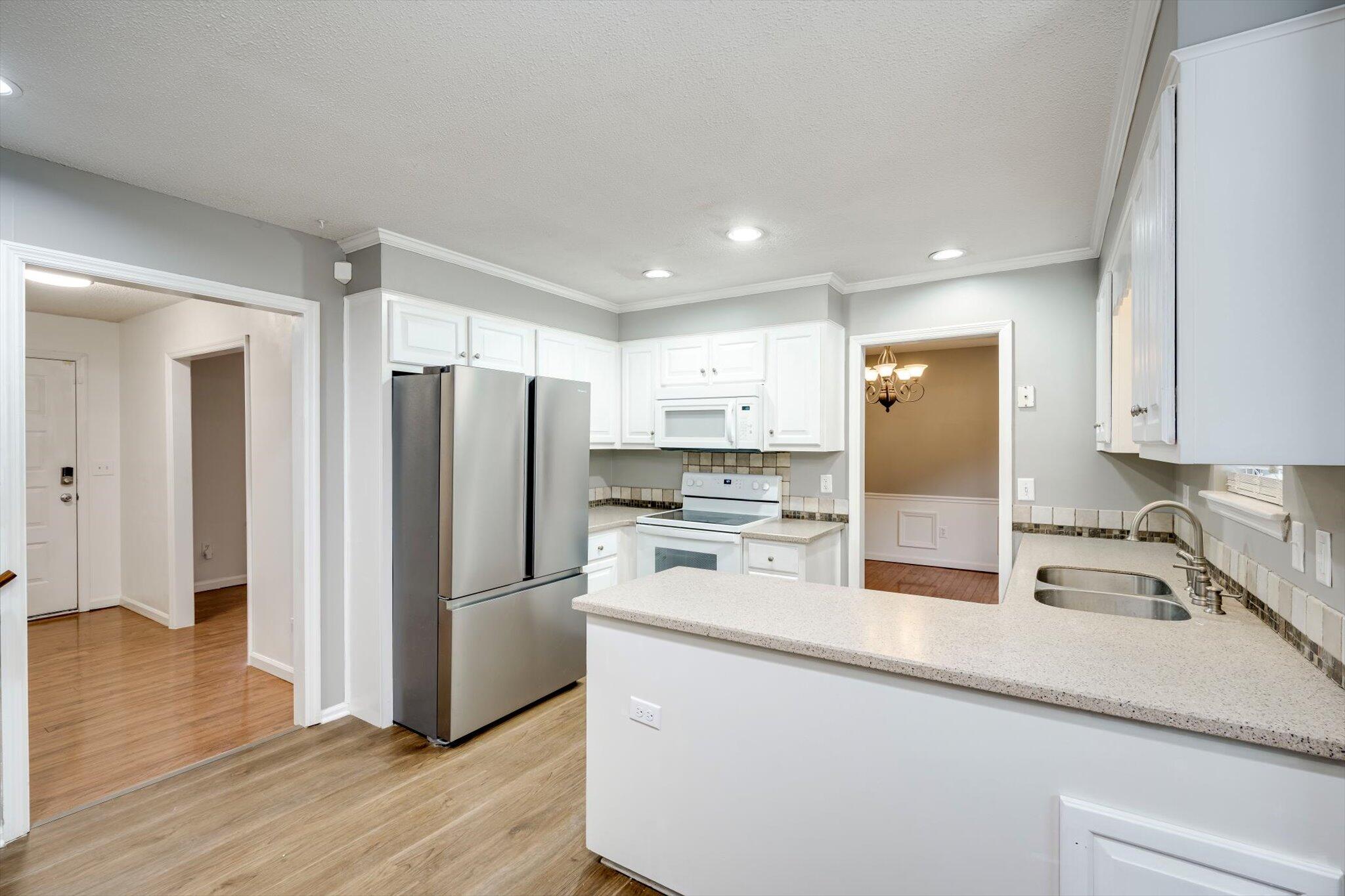 2508 Sand Ridge Court