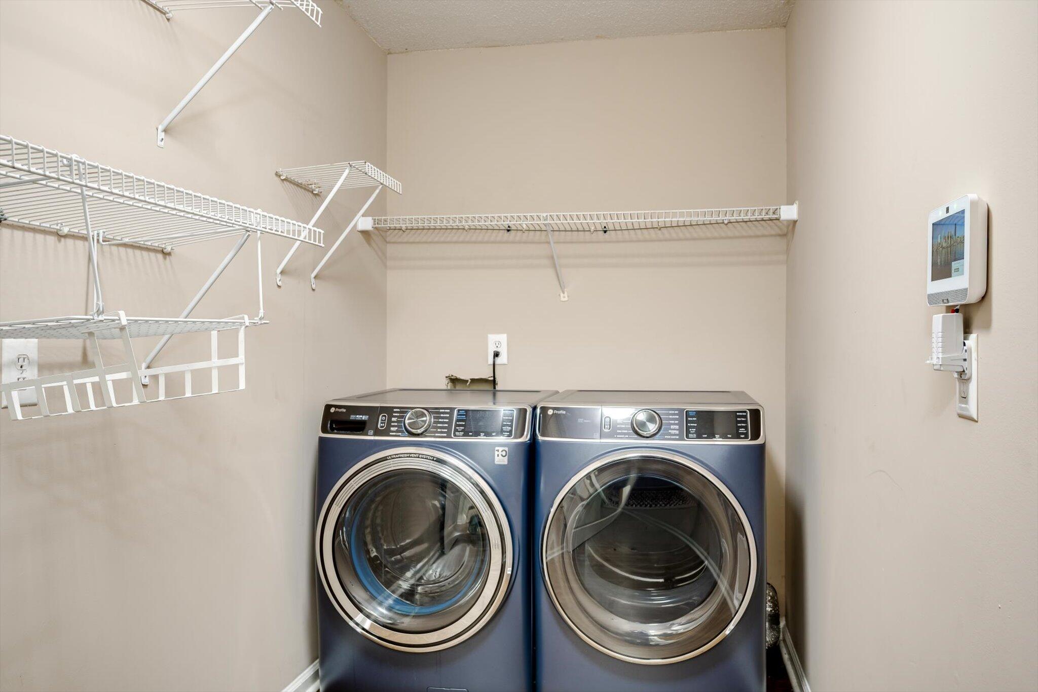 2508 Sand Ridge Court