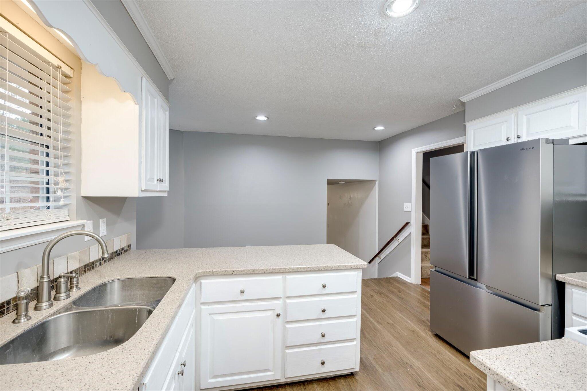 2508 Sand Ridge Court