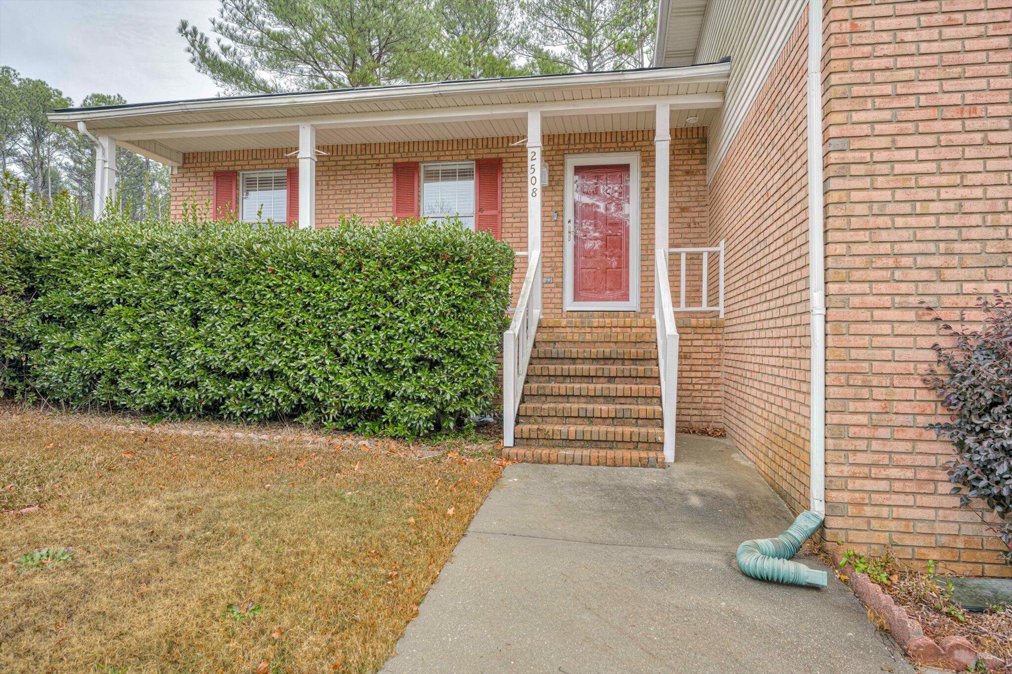 2508 Sand Ridge Court