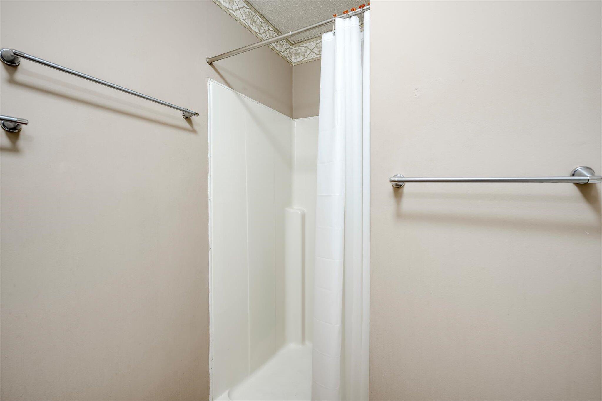 2508 Sand Ridge Court