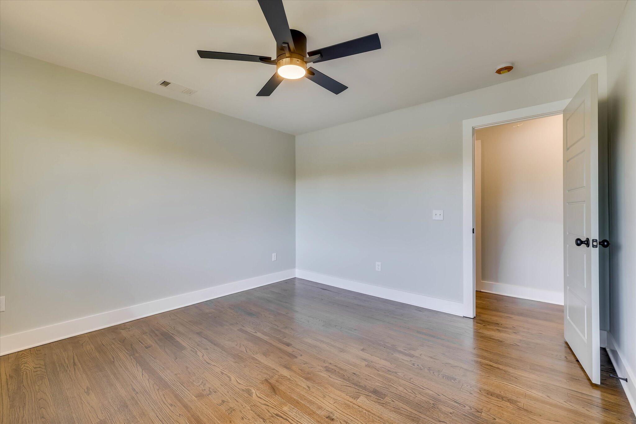 118 Lake Bluff Drive