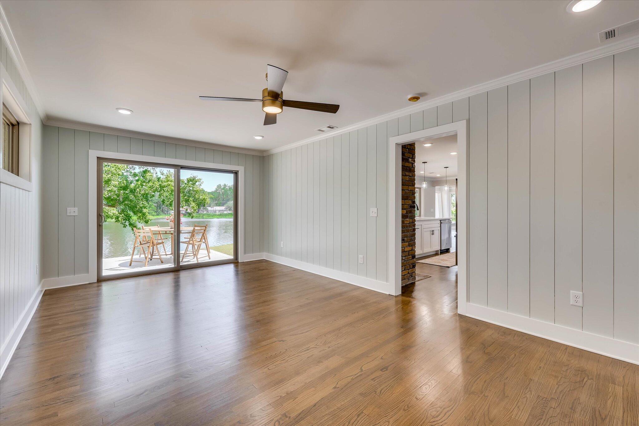 118 Lake Bluff Drive