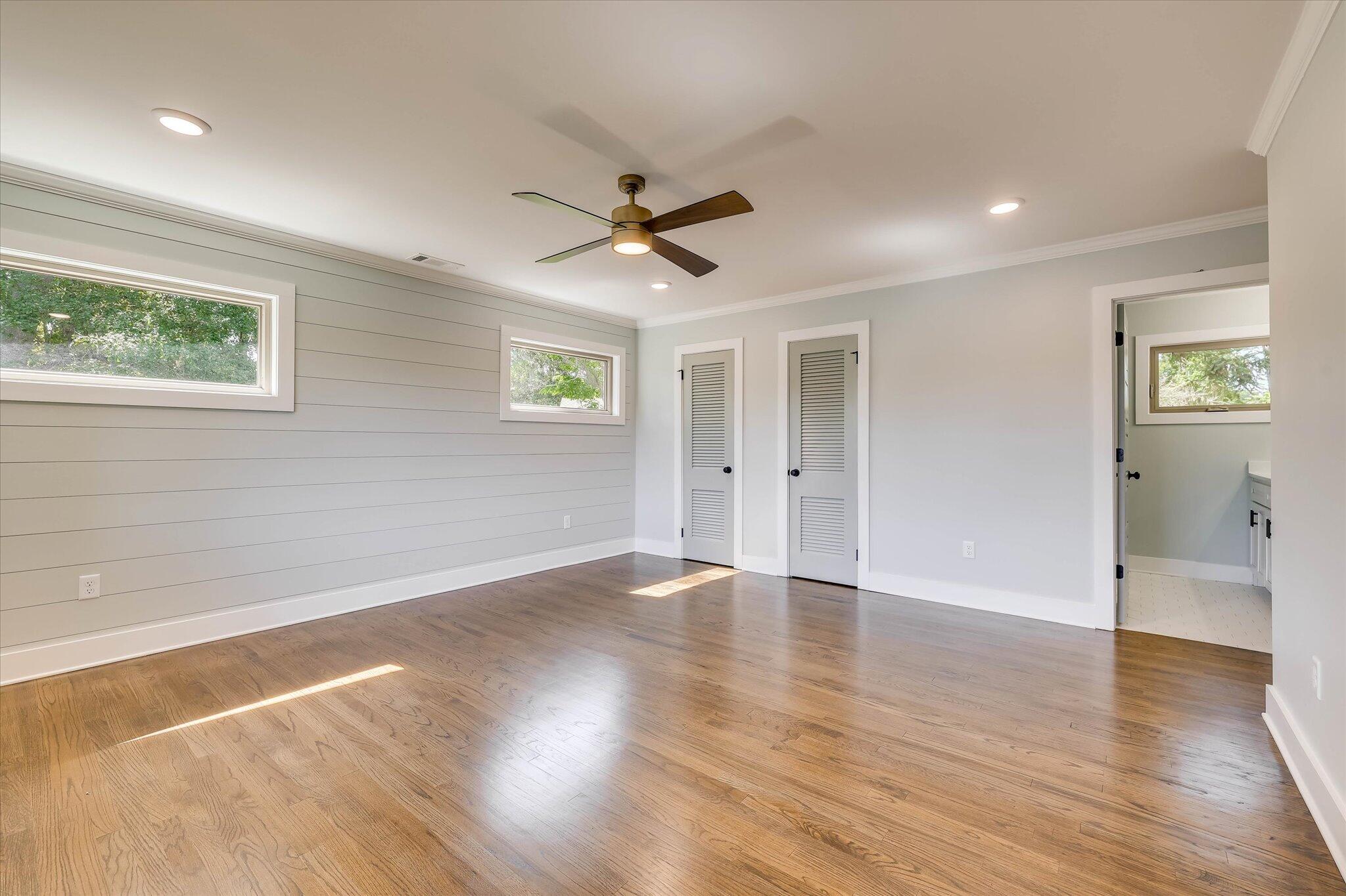 118 Lake Bluff Drive