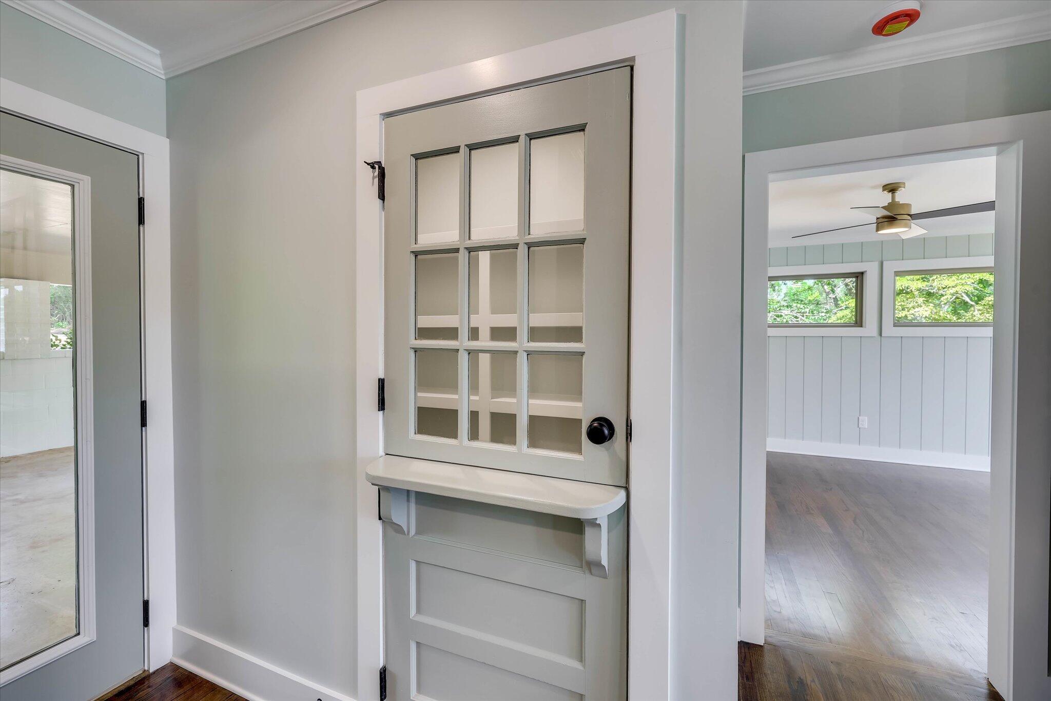 118 Lake Bluff Drive