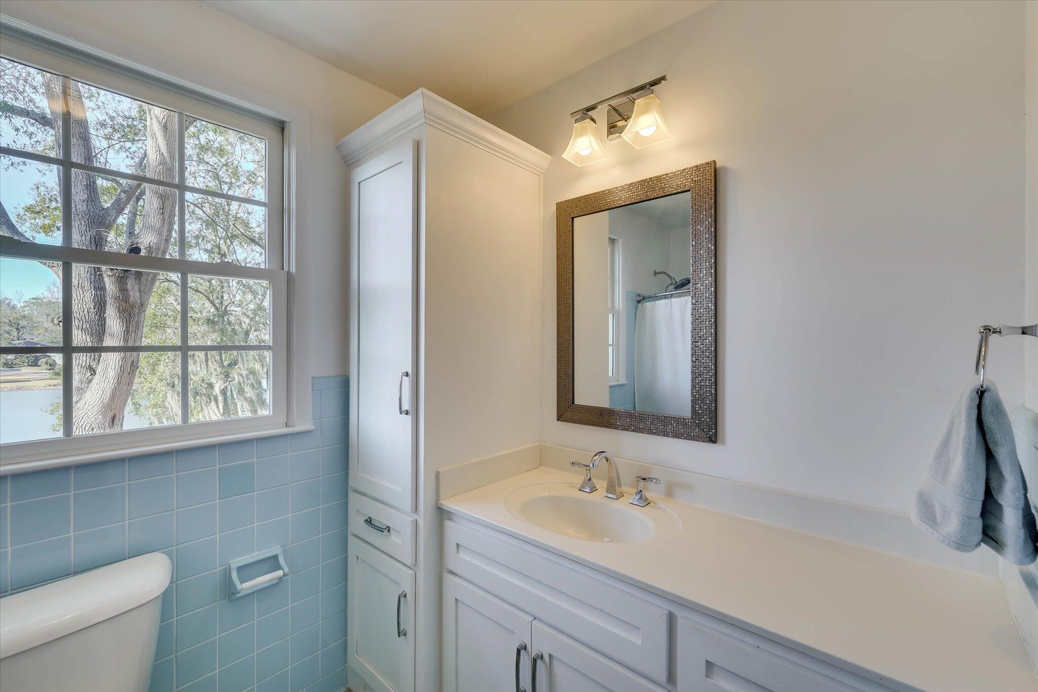 134 Lake Bluff Drive