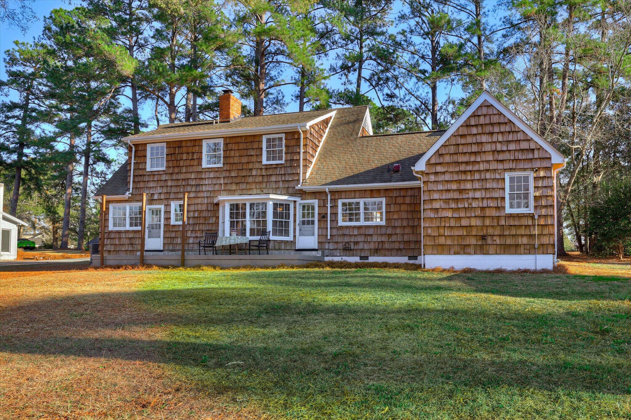 134 Lake Bluff Drive