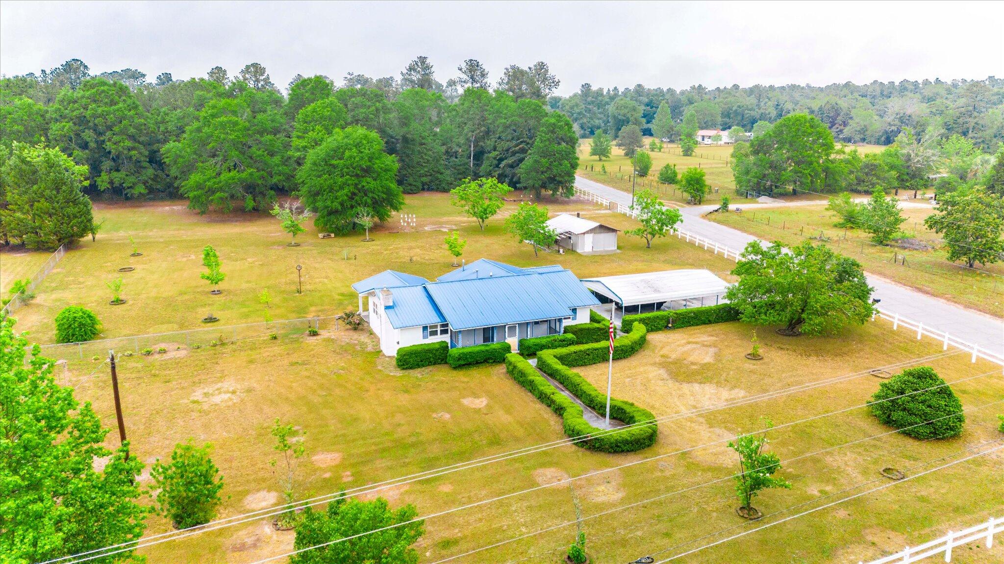 2001 Tracy Drive