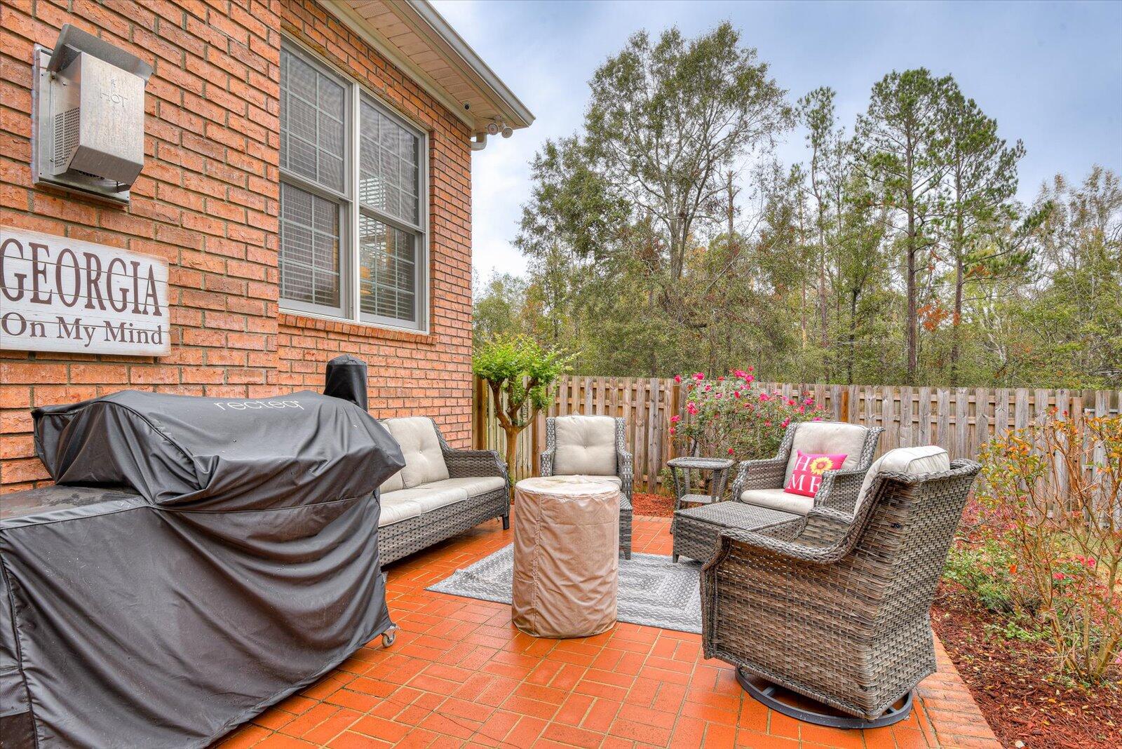 218 Crestridge Drive