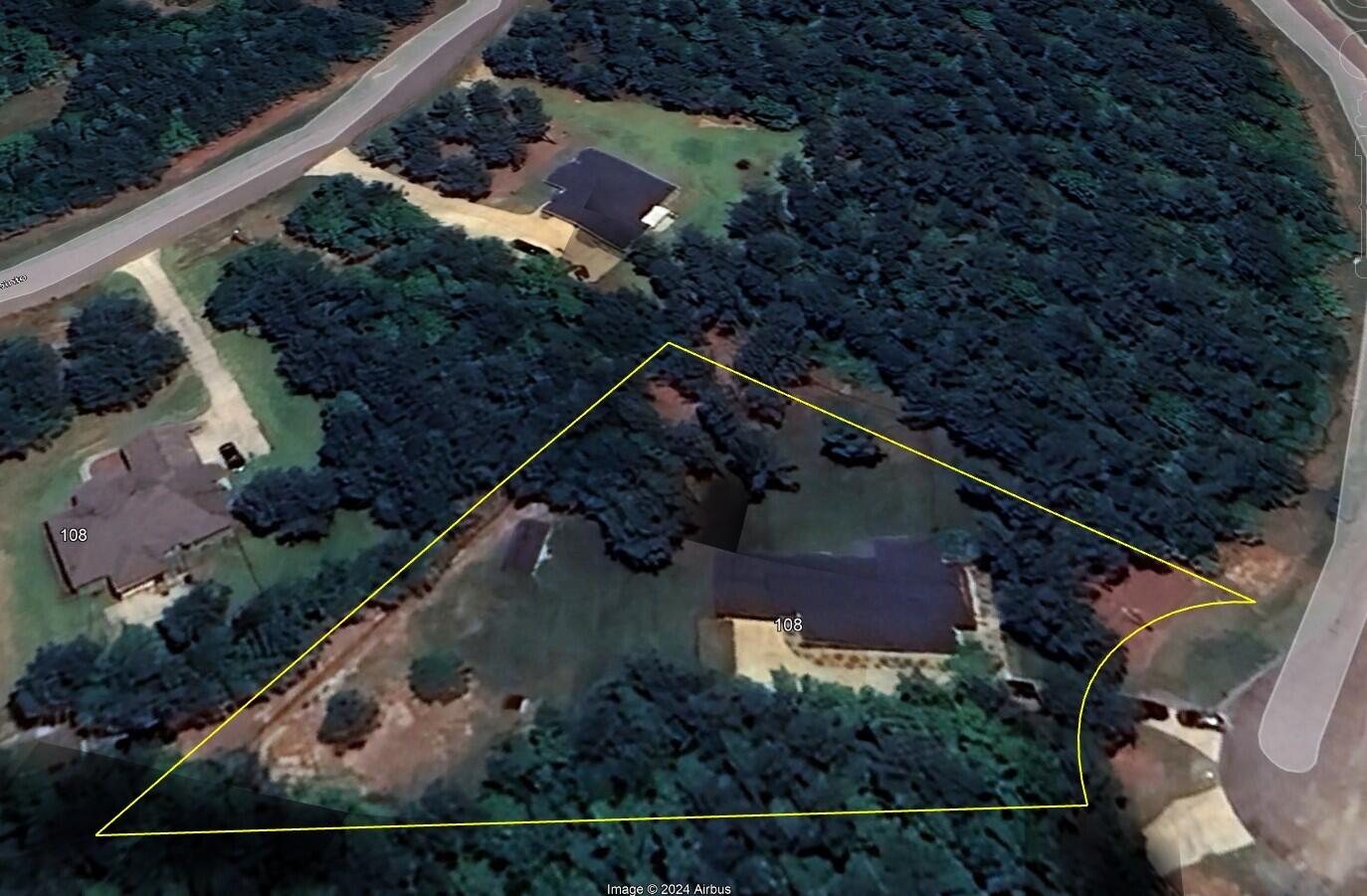 108 Dogwood Trail