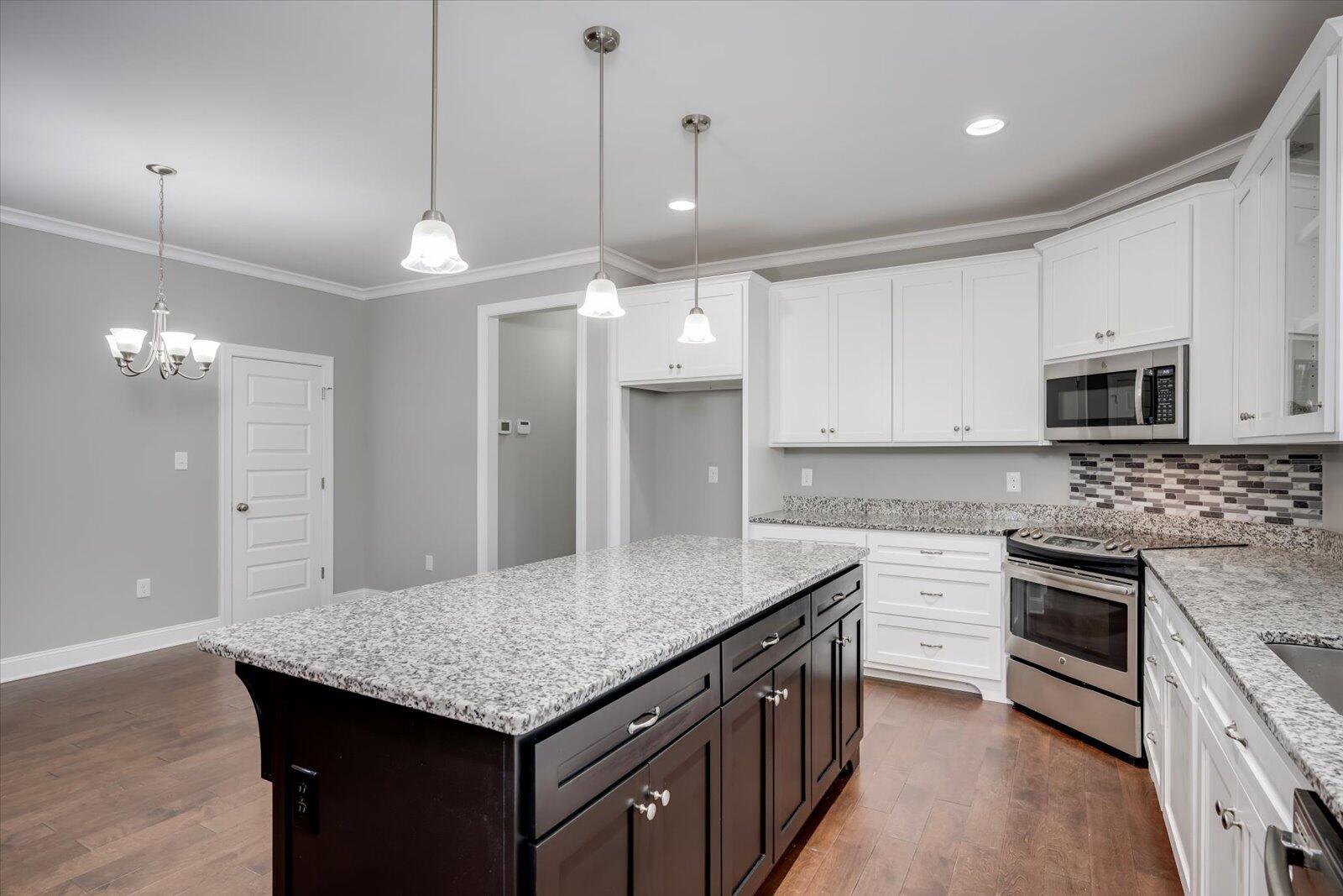 108 Dogwood Trail