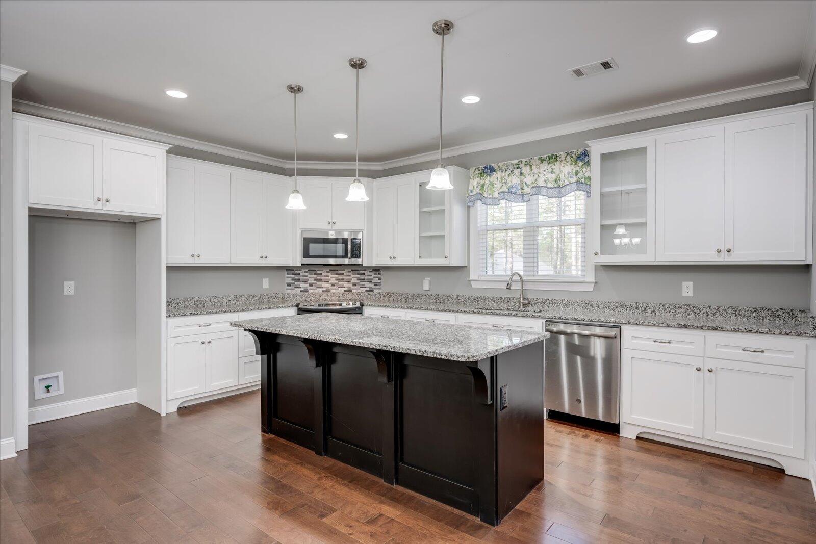 108 Dogwood Trail