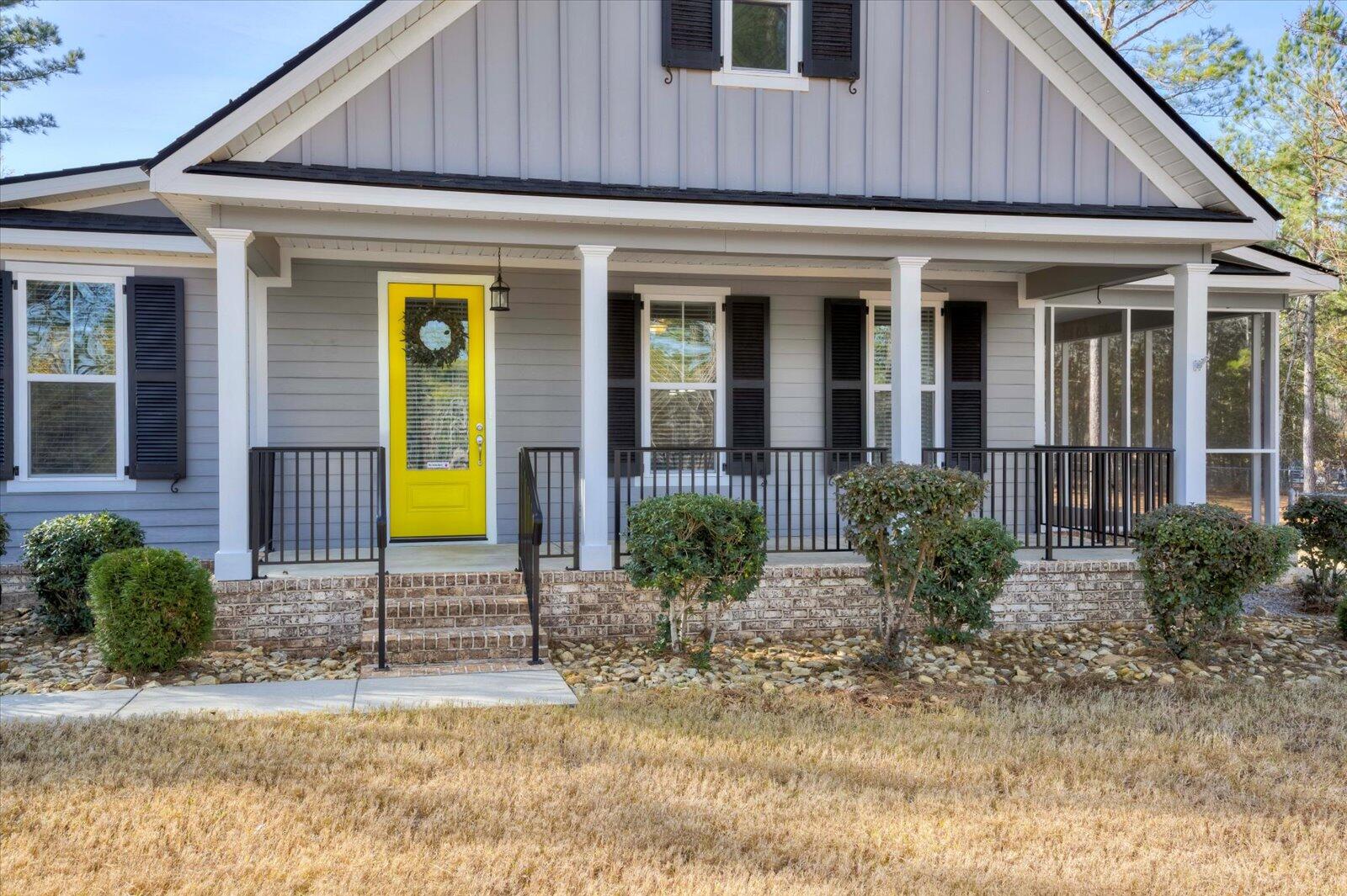 108 Dogwood Trail