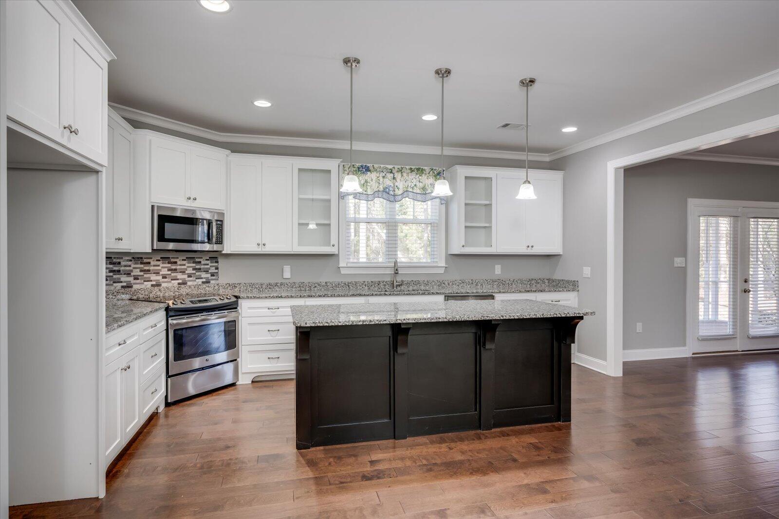 108 Dogwood Trail