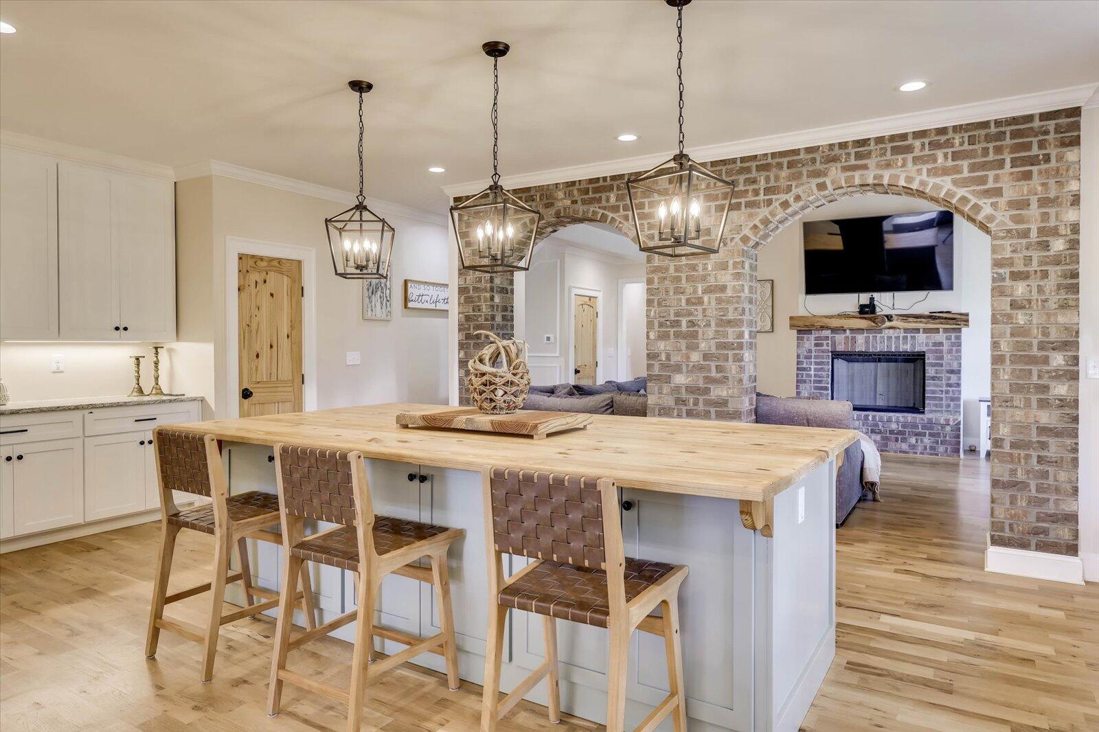 2282 Farmers Bridge Road