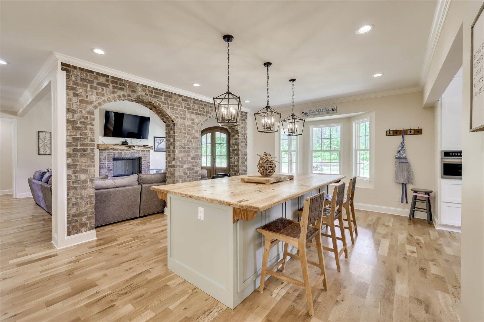 2282 Farmers Bridge Road
