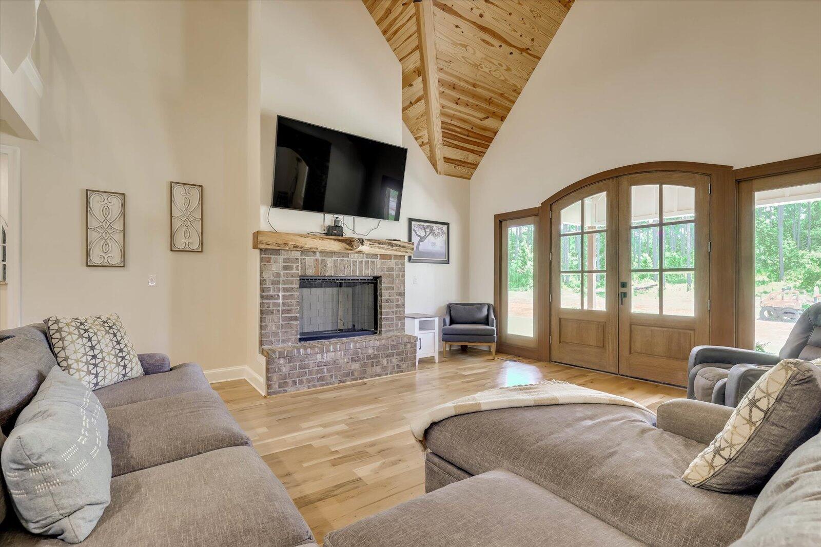 2282 Farmers Bridge Road