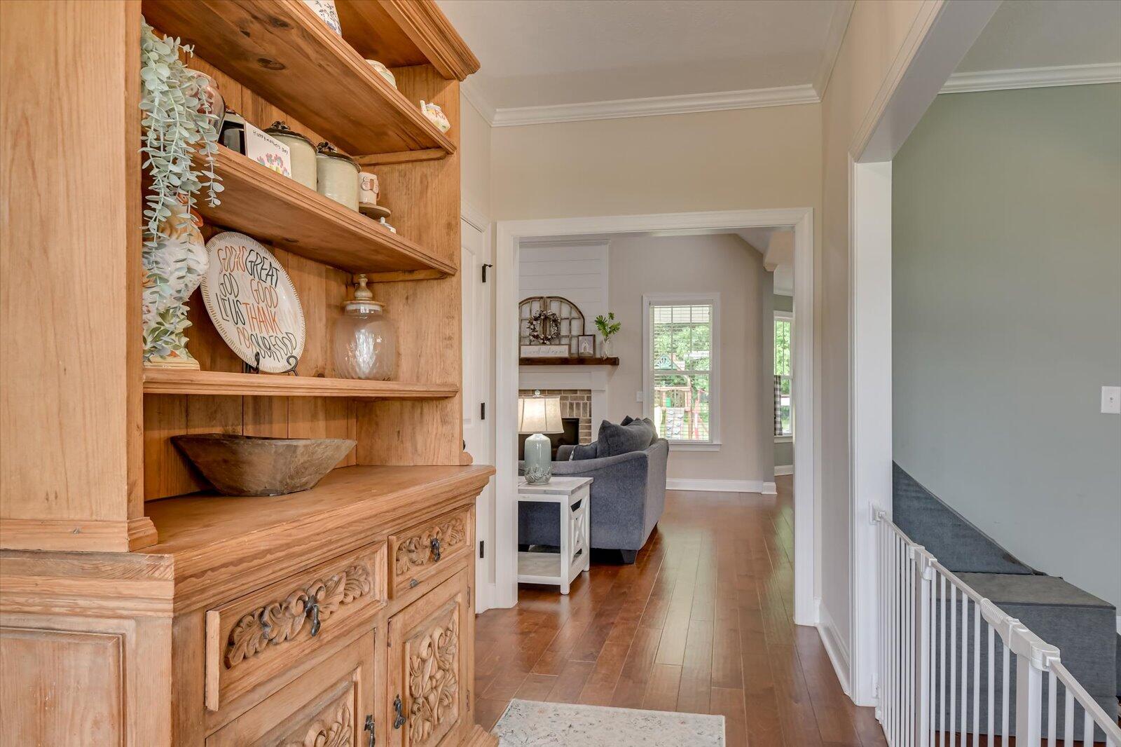 127 Meadowview Lane