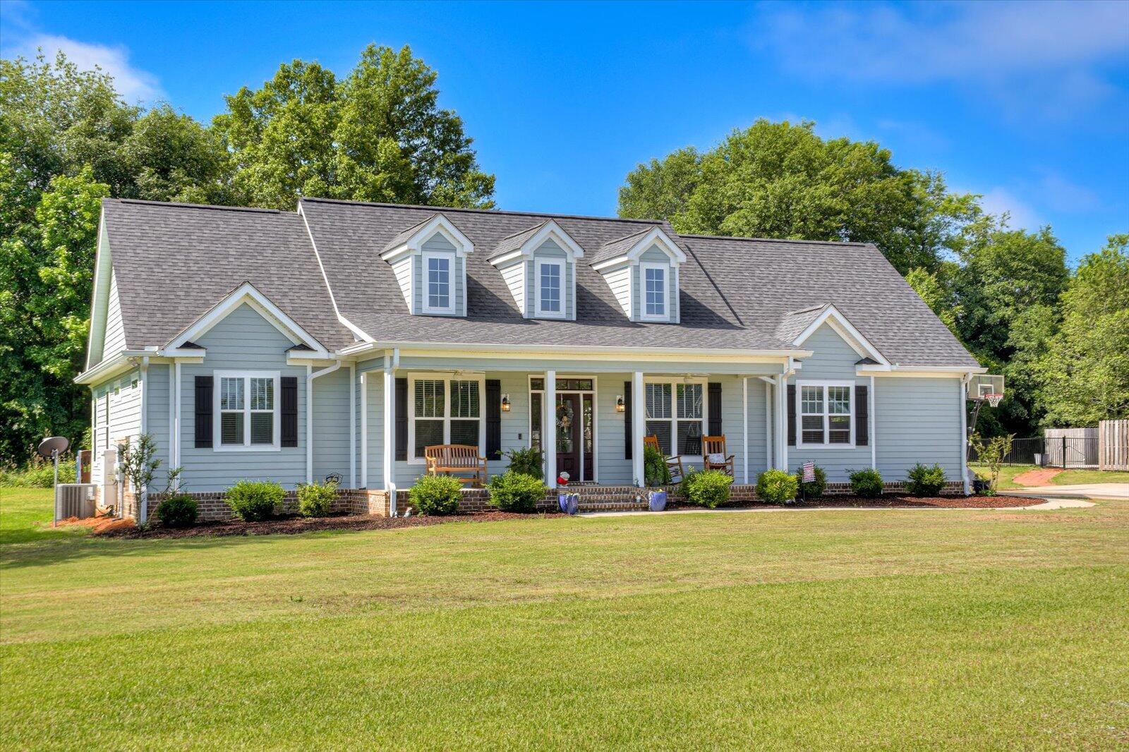 127 Meadowview Lane
