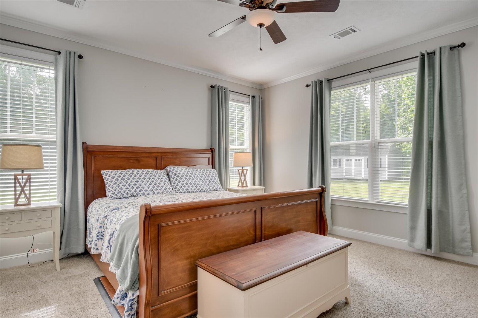 127 Meadowview Lane