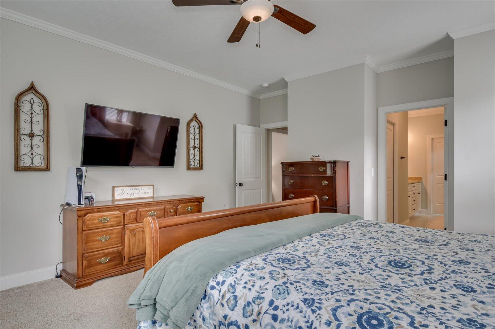 127 Meadowview Lane