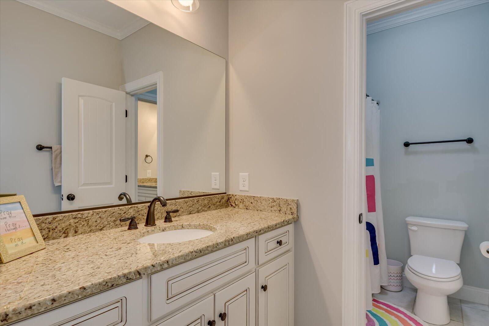 127 Meadowview Lane