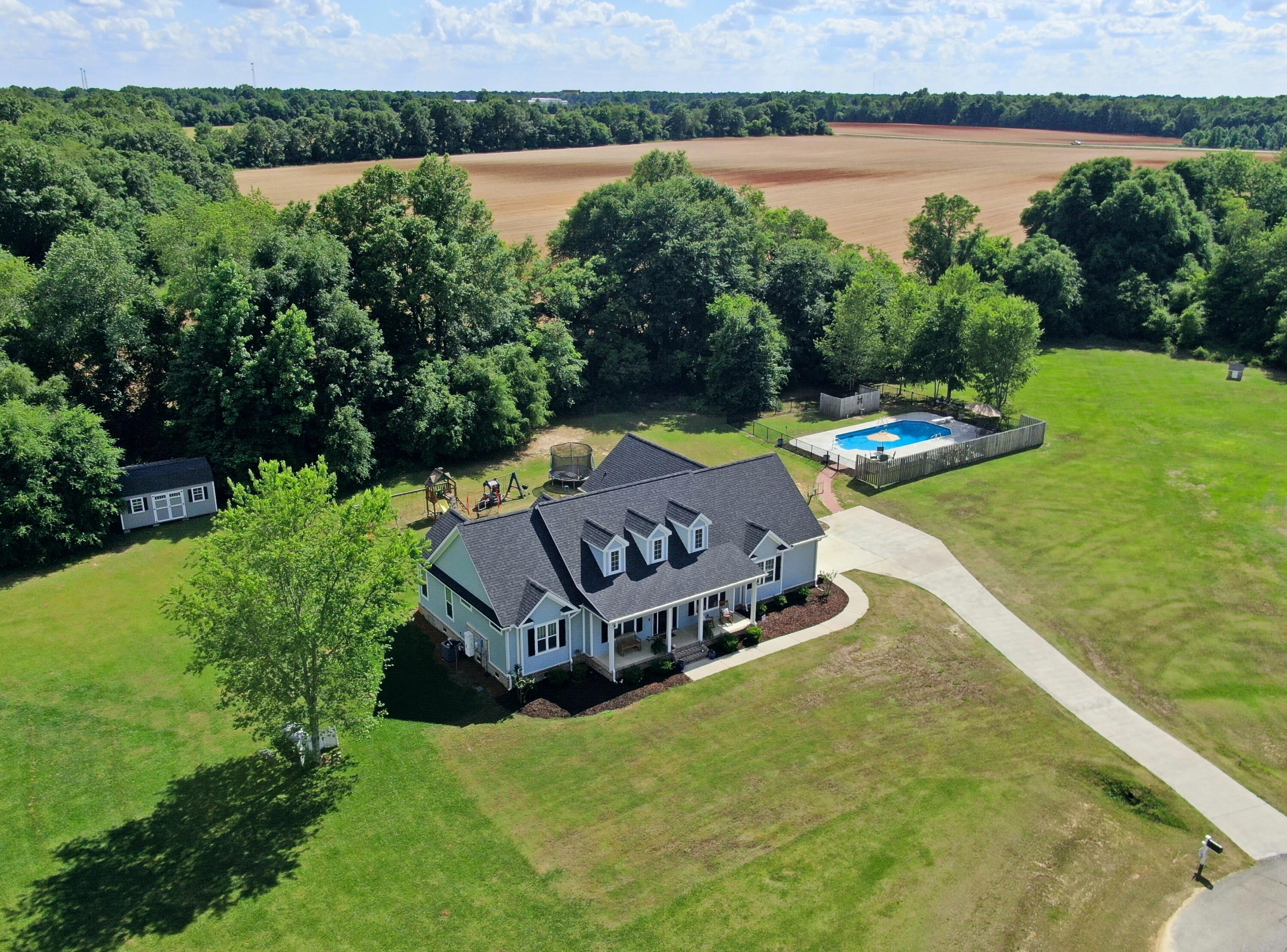 127 Meadowview Lane