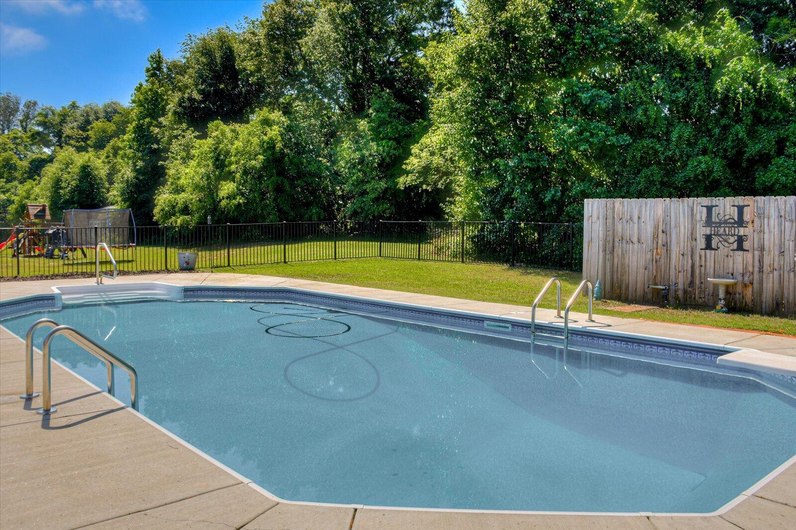 127 Meadowview Lane