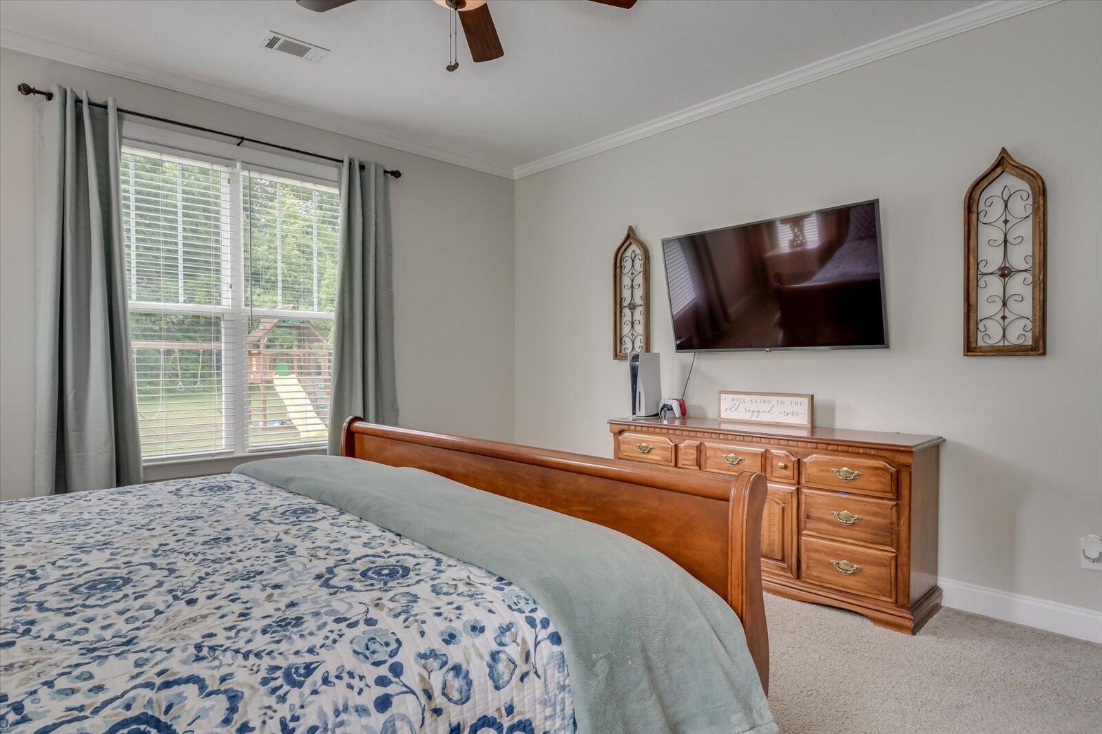 127 Meadowview Lane