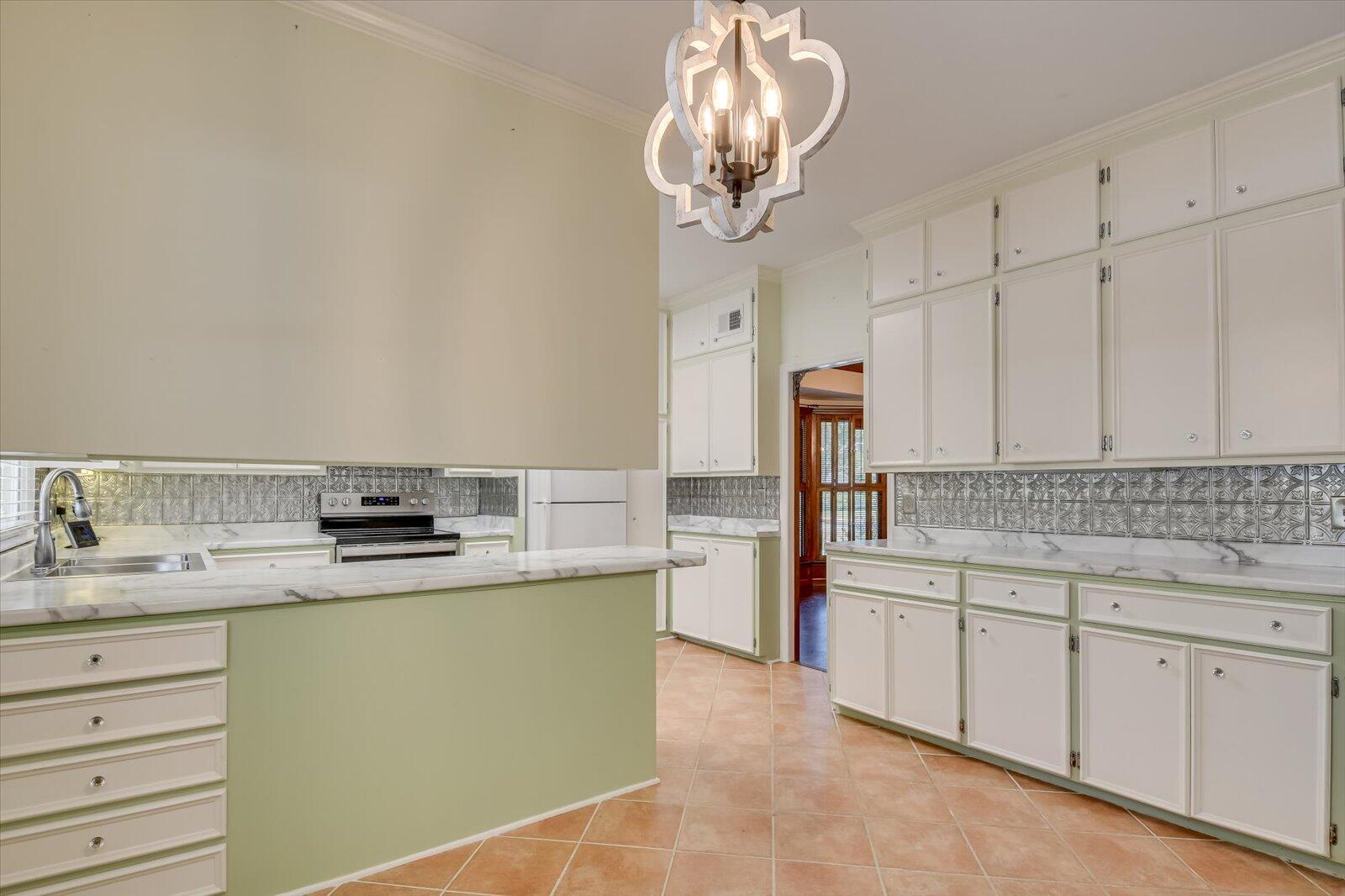 415 Victory Drive