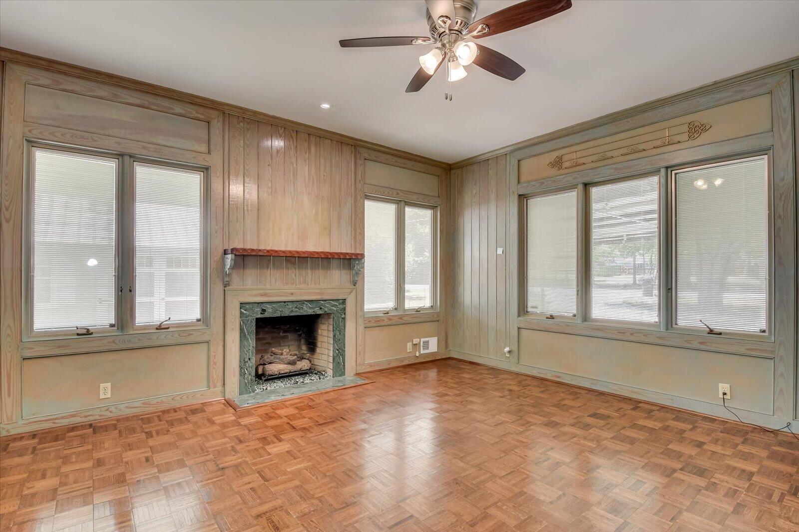 415 Victory Drive