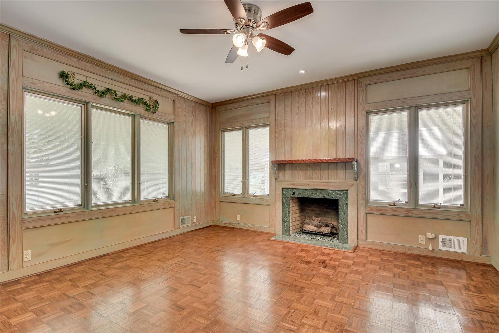 415 Victory Drive