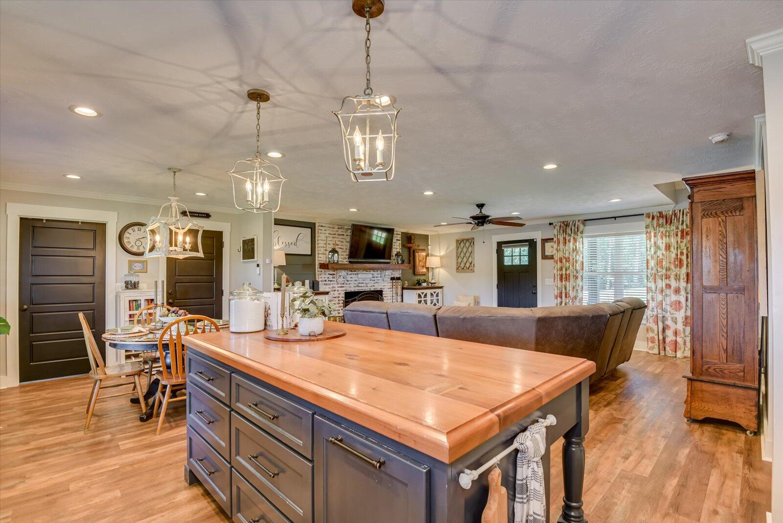 3030 Ray Owens Road