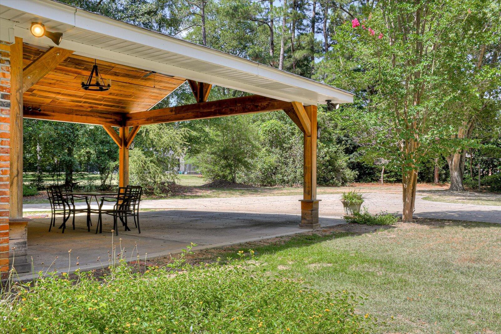 404 Victory Drive
