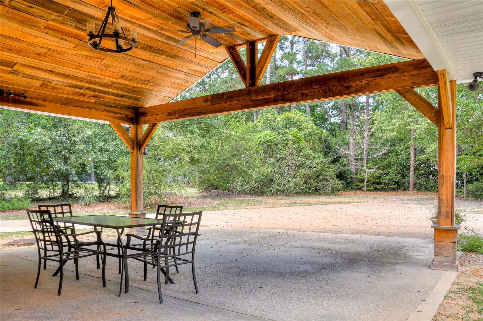404 Victory Drive
