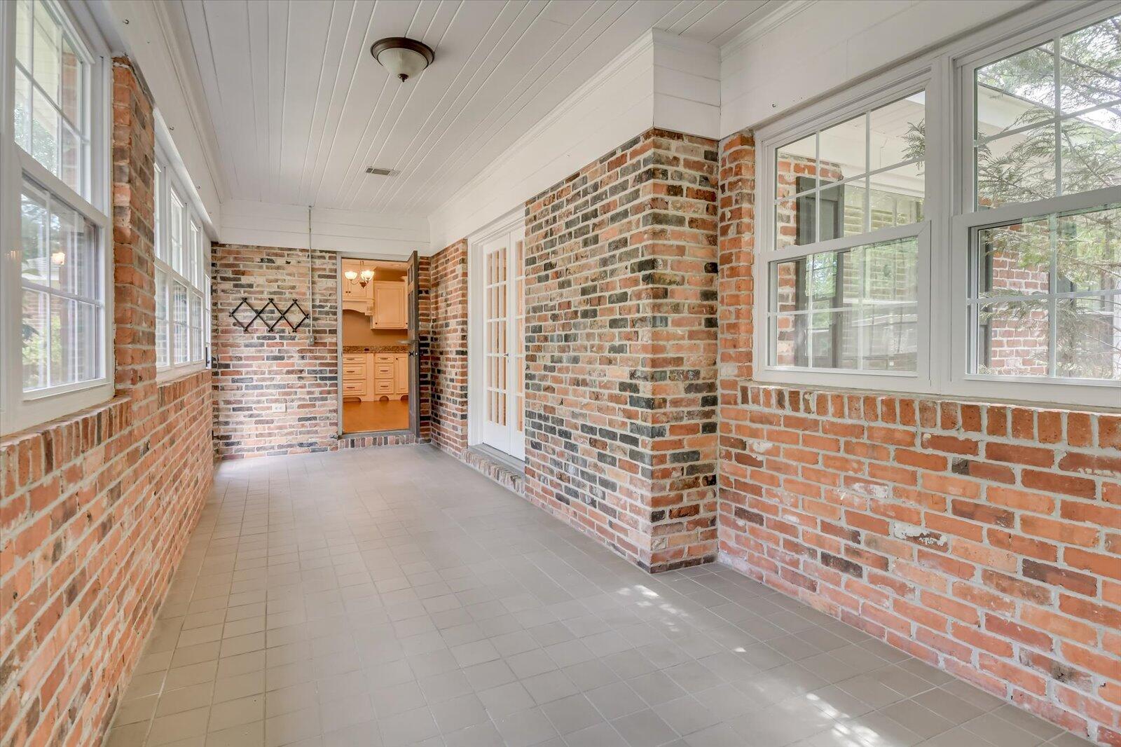 404 Victory Drive