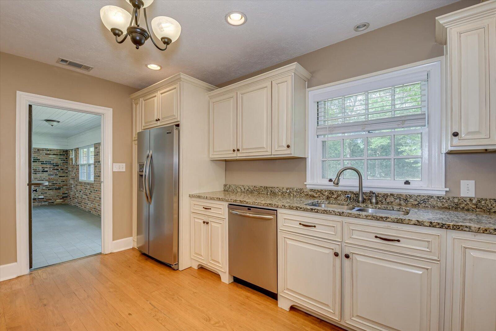 404 Victory Drive